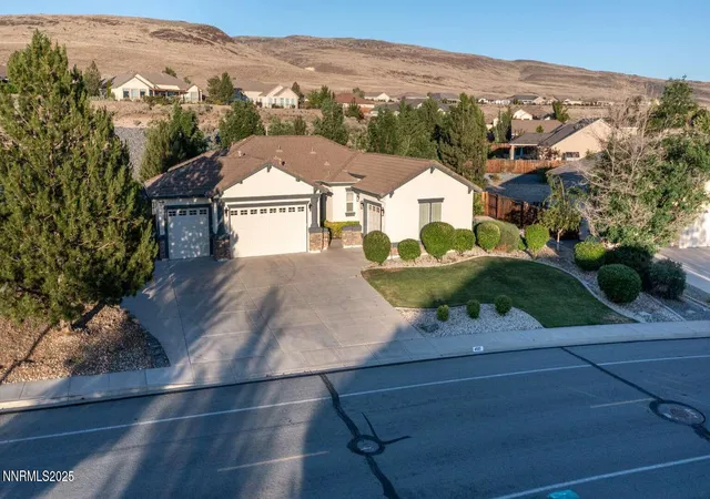 Photo 1 of Single family home for sale at 4525 Cobra Dr, Sparks, NV 89436 | MLS# 250051550 | Listing updated on 2025-07-28
