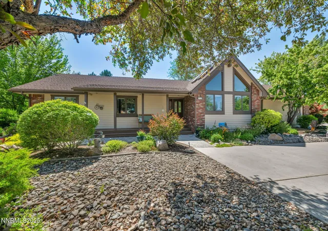3rd image of 1008 Georgia Ln, Gardnerville, NV 89460 | MLS# 250051750