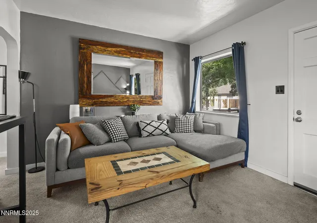 Photo 3 of Single family home for sale at 337 Fodrin Way, Sparks, NV 89431 | MLS# 250052064 | Listing updated on 2025-10-29