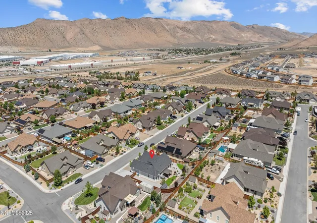 Homes for sale in Sparks, NV | 11720 Valley Crest Dr, Sparks, NV 89441 | MLS# 250051805