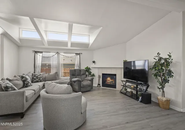 Photo 3 of Manufactured home for sale at 7750 N Claridge Pointe Pkwy, Reno, NV 89506 | MLS# 250051897 | Listing updated on 2025-09-09