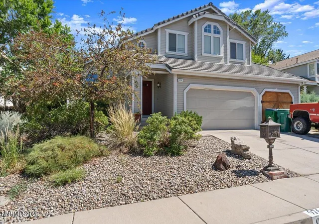 Photo 2 of Single family home for sale at 976 Leah Cir, Reno, NV 89511 | MLS# 250052299 | Listing updated on 2025-08-22