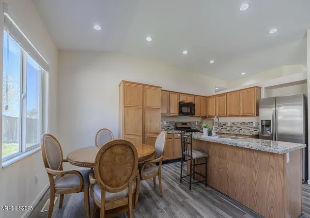 Photo 4 of Single family home for sale at 4080 Twin Fls Dr, Reno, NV 89511 | MLS# 250052002 | Listing updated on 2025-11-10