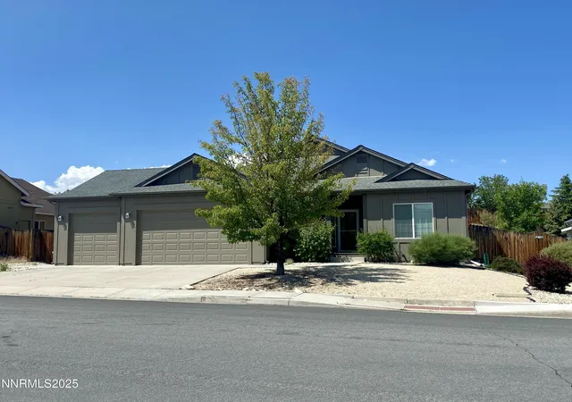 Photo 3 of Single family home for sale at 655 Beckwourth Dr, Reno, NV 89506 | MLS# 250052132 | Listing updated on 2025-08-25