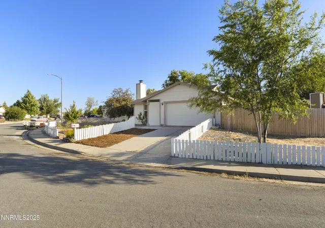 Photo 2 of Single family home for sale at 14021 Exinite Dr, Reno, NV 89506 | MLS# 250052315 | Listing updated on 2025-09-22