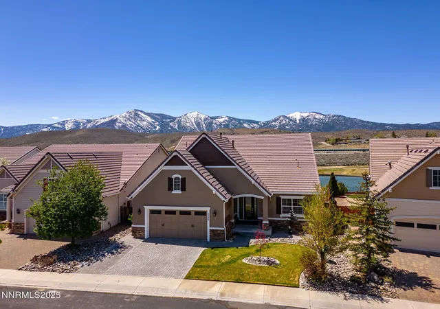 Photo 3 of Single family home for sale at 3300 Dog Leg Dr, Minden, NV 89423 | MLS# 250052368 | Listing updated on 2025-09-12