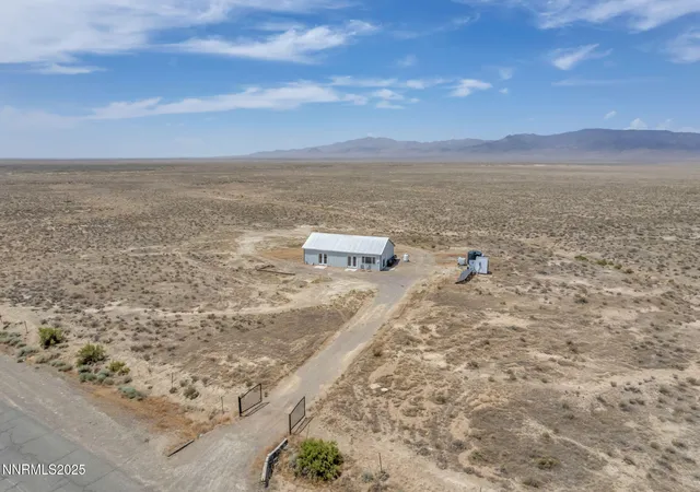 Photo 2 of Single family home for sale at 14995 Coal Cyn Rd, Lovelock, NV 89419 | MLS# 250052679 | Listing updated on 2025-10-06
