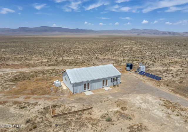 Photo 3 of Single family home for sale at 14995 Coal Cyn Rd, Lovelock, NV 89419 | MLS# 250052679 | Listing updated on 2025-10-06