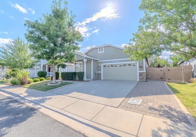 Photo 3 of Single family home for sale at 10139 Cascade Fls Dr, Reno, NV 89521 | MLS# 250052470 | Listing updated on 2025-08-21