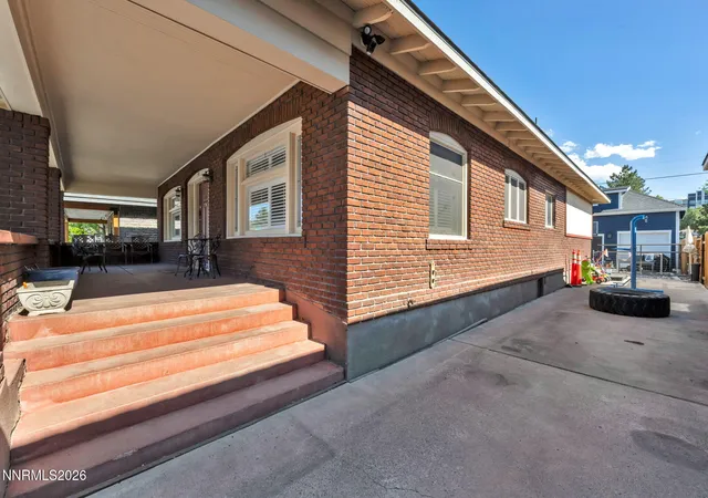 Photo 4 of Single family home for sale at 911 F St, Sparks, NV 89431 | MLS# 260002102 | Listing updated on 2026-04-09