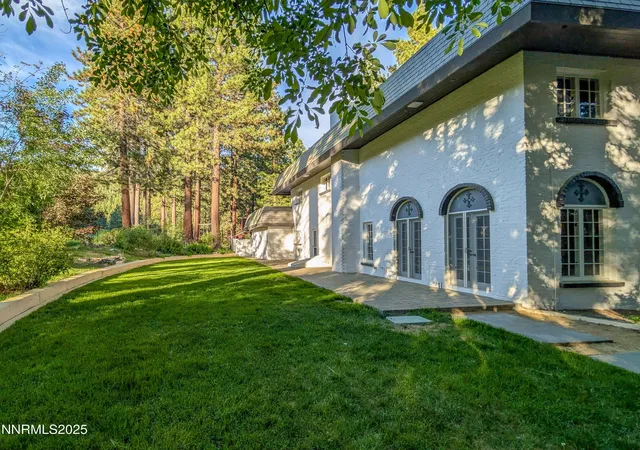 Photo 2 of Single family home for sale at 976 Caddie Ct, Incline Village, NV 89451 | MLS# 250052555 | Listing updated on 2025-08-03