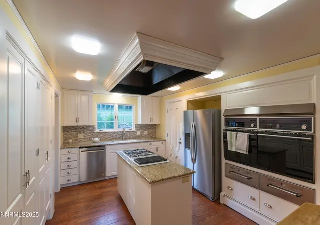 Photo 4 of Single family home for sale at 976 Caddie Ct, Incline Village, NV 89451 | MLS# 250052555 | Listing updated on 2025-08-03
