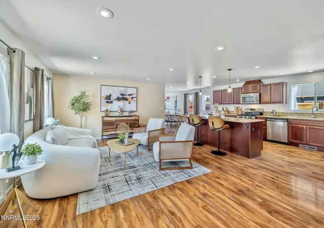 Photo 4 of Single family home for sale at 700 Ferris Ln, Reno, NV 89509 | MLS# 250052786 | Listing updated on 2025-09-22