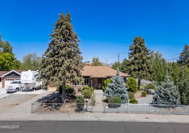 Photo 3 of Single family home for sale at 1890 Palisade Dr, Reno, NV 89509 | MLS# 250053138 | Listing updated on 2025-10-02