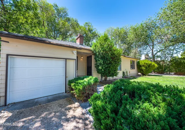 Photo 3 of Single family home for sale at 1755 Benjamin Franklin Dr, Reno, NV 89509 | MLS# 250053154 | Listing updated on 2026-05-08