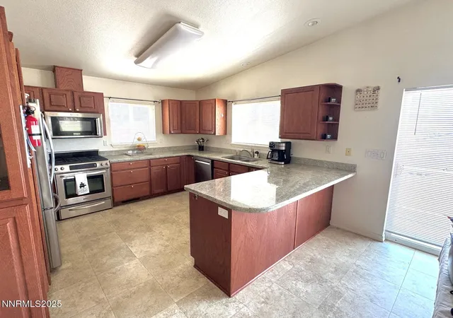 3rd image of 300 Mesa Way, Winnemucca, NV 89445 | MLS# 250053410