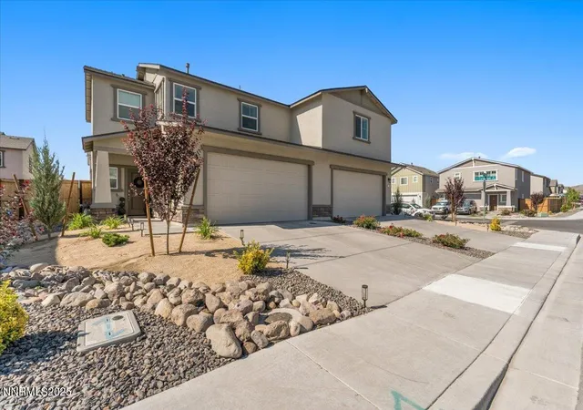 Photo 1 of Single family home for sale at 1917 Halite Dr, Sparks, NV 89436 | MLS# 250053490 | Listing updated on 2025-08-13