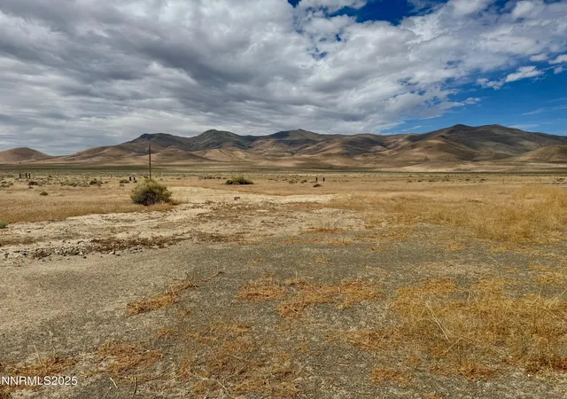 2nd image of 06015508 Western Horizon Dr, Winnemucca, NV 89445 | MLS# 250053688