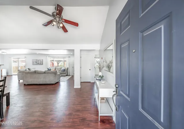 Photo 4 of Single family home for sale at 11095 Broken Hl Rd, Reno, NV 89511 | MLS# 250053905 | Listing updated on 2025-10-01