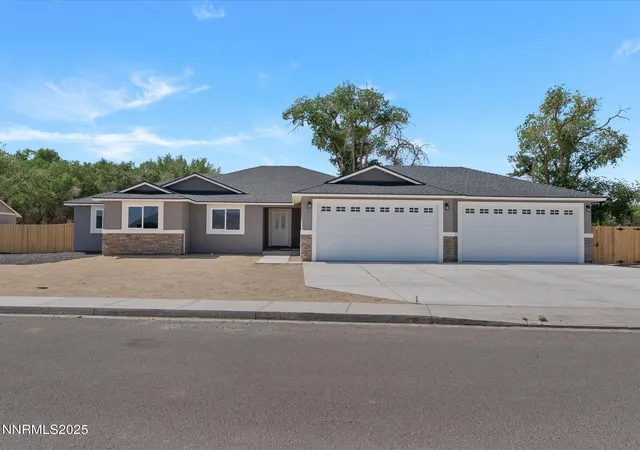 2nd image of 1370 Nevada Pacific Blvd, Fernley, NV 89408 | MLS# 260004690