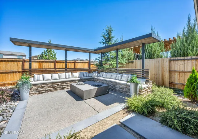 Photo 3 of Single family home for sale at 7938 Blue Earth Dr, Sparks, NV 89436 | MLS# 250054222 | Listing updated on 2025-10-01
