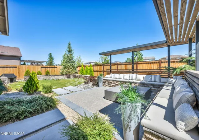 Photo 3 of Single family home for sale at 7938 Blue Earth Dr, Sparks, NV 89436 | MLS# 250054222 | Listing updated on 2025-10-01