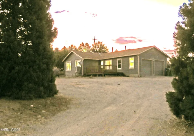Photo 2 of Single family home for sale at 10725 Santa Fe Rd, Reno, NV 89508 | MLS# 250054354 | Listing updated on 2025-10-03