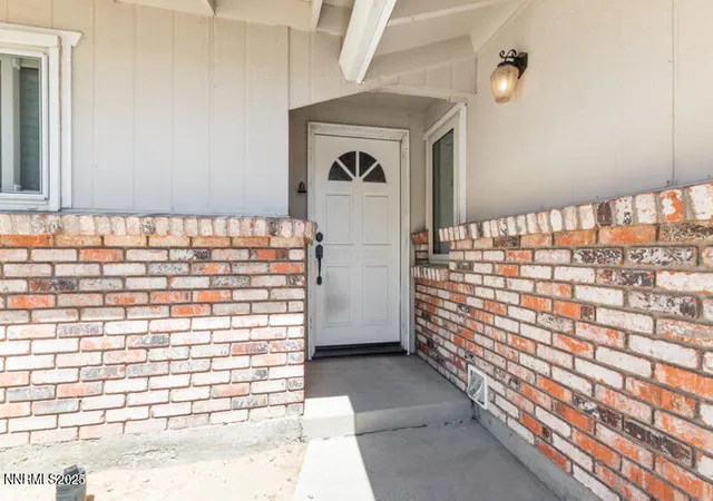 Photo 2 of Single family home for sale at 1528 E Telegraph St, Carson City, NV 89701 | MLS# 250054427 | Listing updated on 2025-10-06