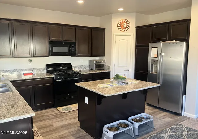 Photo 4 of Single family home for sale at 165 Royal Oaks Dr, Fernley, NV 89408 | MLS# 250054396 | Listing updated on 2025-08-13