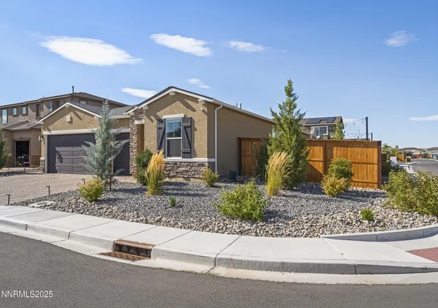 Photo 2 of Single family home for sale at 2226 Snoqualmie Dr, Sparks, NV 89436 | MLS# 250054515 | Listing updated on 2025-08-14