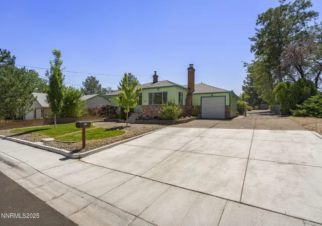 Photo 1 of Single family home for sale at 330 Sunset Dr, Reno, NV 89509 | MLS# 250054628 | Listing updated on 2025-10-18