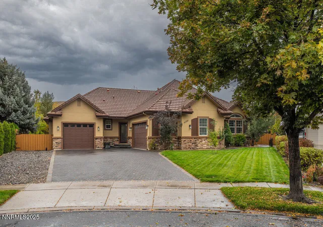 Photo 2 of Single family home for sale at 6301 Thistlewood Ct, Sparks, NV 89436 | MLS# 250054806 | Listing updated on 2025-11-23