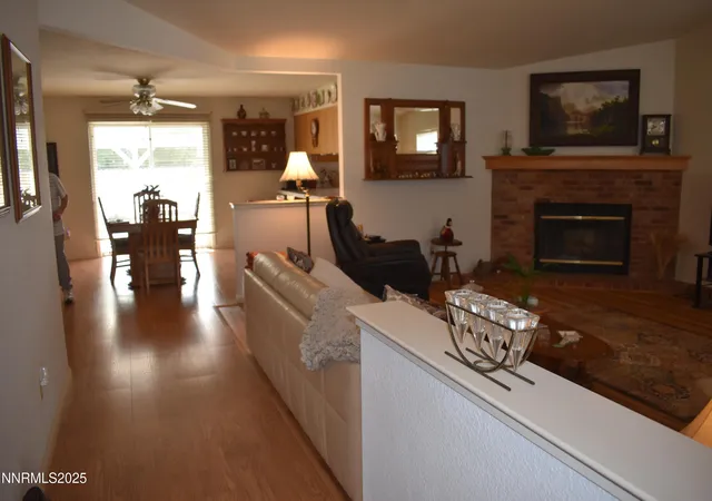 Photo 3 of Single family home for sale at 401 Valley View Ct, Dayton, NV 89403 | MLS# 250055216 | Listing updated on 2025-08-29