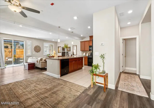 Listing Photo 5 - Condo for sale in building located at 2021 Wind Ranch Rd, Reno, NV 89521