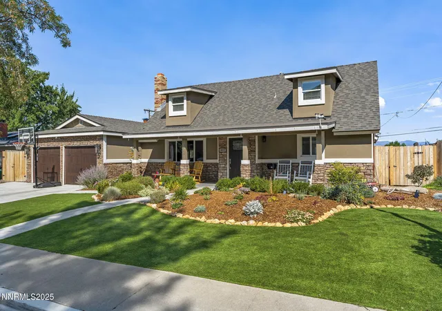 2nd image of 811 Crain St, Carson City, NV 89703 | MLS# 250055352