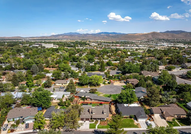 32nd image of 811 Crain St, Carson City, NV 89703 | MLS# 250055352