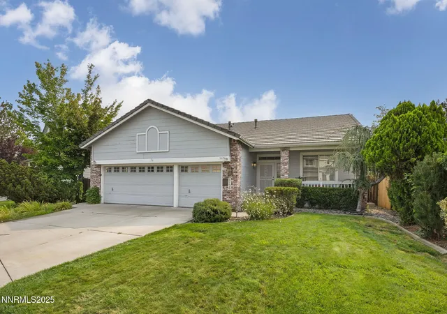Photo 2 of Single family home for sale at 3120 Creekwood Dr, Reno, NV 89502 | MLS# 250055465 | Listing updated on 2025-09-07