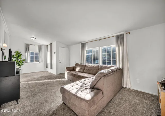 Photo 3 of Manufactured home for sale at 5178 Denali Way, Reno, NV 89506 | MLS# 250055610 | Listing updated on 2025-09-27