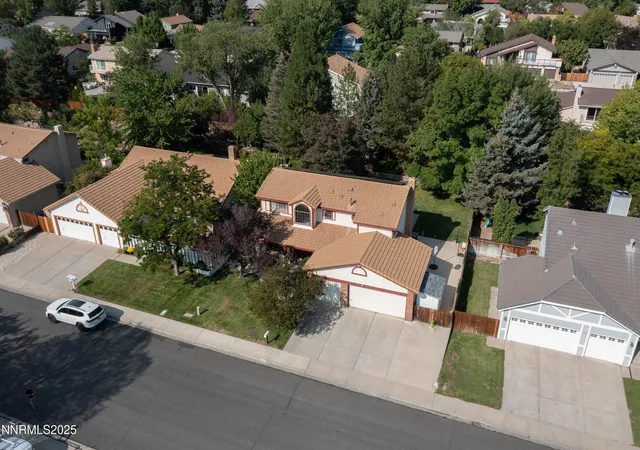 Photo 3 of Single family home for sale at 4805 Pinesprings Dr, Reno, NV 89509 | MLS# 250055809 | Listing updated on 2025-09-12