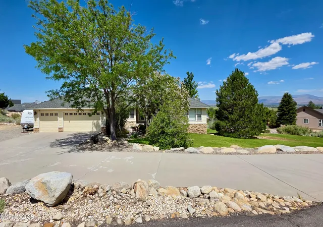 Photo 1 of Single family home for sale at 220 Sierra Shadows Ln, Gardnerville, NV 89460 | MLS# 250055870 | Listing updated on 2025-09-13