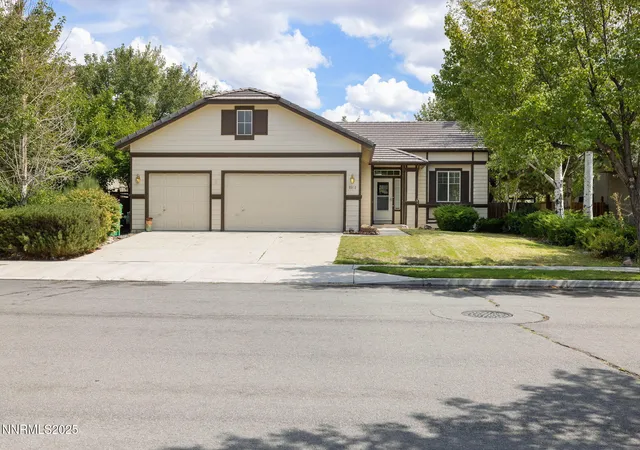 Photo 1 of Single family home for sale at 6952 Cinnamon Dr, Sparks, NV 89436 | MLS# 250055823 | Listing updated on 2025-10-28