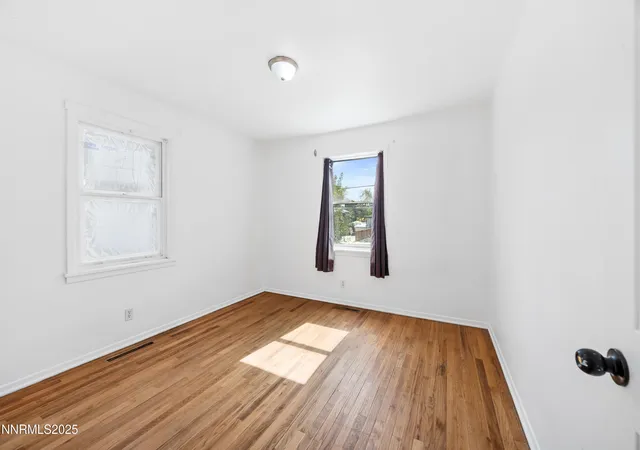 Photo 3 of Single family home for sale at 635 Vassar St, Reno, NV 89502 | MLS# 250056004 | Listing updated on 2025-10-05