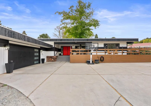 Photo 4 of Single family home for sale at 3269 Valley Forge Way, Sparks, NV 89431 | MLS# 250055909 | Listing updated on 2025-11-20