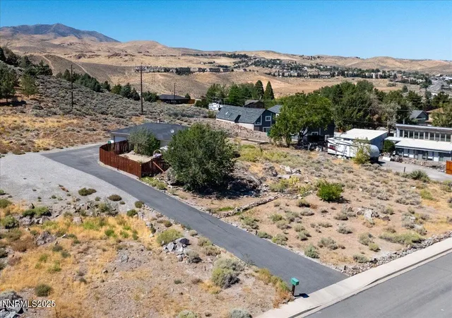 Photo 2 of Single family home for sale at 3495 Comstock Dr, Reno, NV 89512 | MLS# 250056072 | Listing updated on 2025-10-08