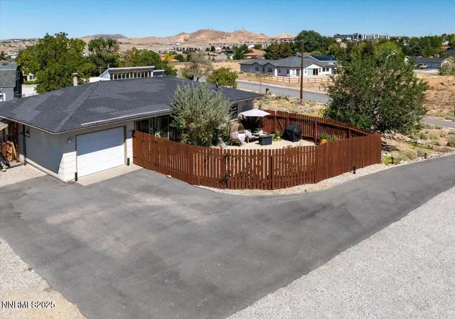 Photo 4 of Single family home for sale at 3495 Comstock Dr, Reno, NV 89512 | MLS# 250056072 | Listing updated on 2025-10-08