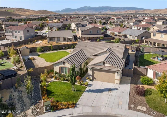 Photo 2 of Single family home for sale at 6970 Spencer Ridge Ct, Sparks, NV 89436 | MLS# 250056059 | Listing updated on 2025-10-01