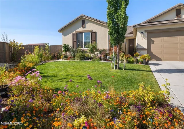 Photo 4 of Single family home for sale at 6970 Spencer Ridge Ct, Sparks, NV 89436 | MLS# 250056059 | Listing updated on 2025-10-01