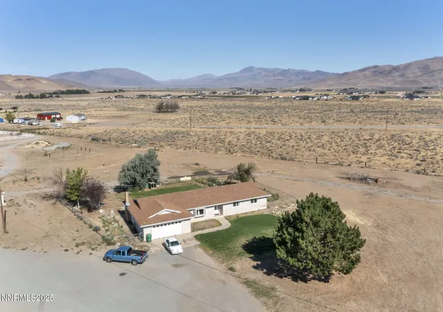 Photo 4 of Single family home for sale at 4455 Amy Rd, Reno, NV 89510 | MLS# 250056273 | Listing updated on 2025-09-25