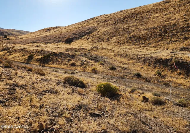 3rd image of 105 Stirrup Dr, Reno, NV 89510 | MLS# 250056491