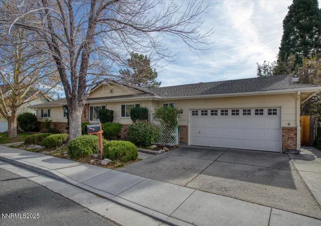 Photo 3 of Single family home for sale at 3880 Piccadilly Dr, Reno, NV 89509 | MLS# 250058206 | Listing updated on 2026-09-18